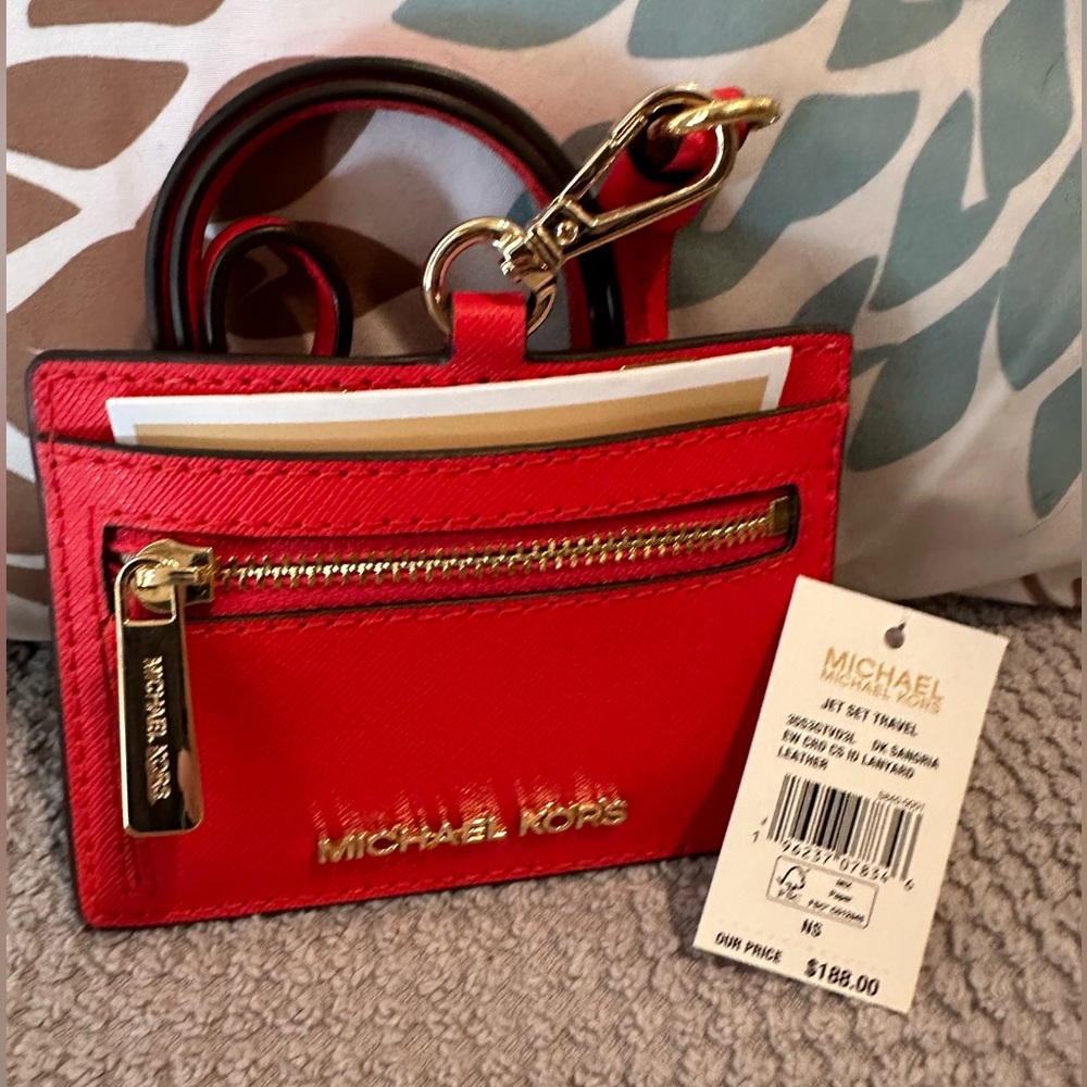 Michael Kors Jet Badge Holder - NWT